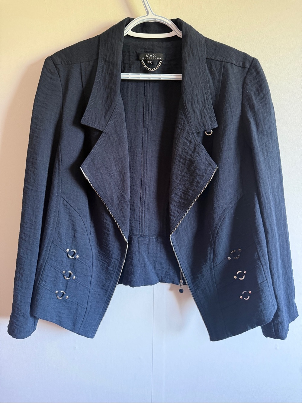 VEX Collection Cropped Moto Jacket Size 42 Navy Textured Blazer